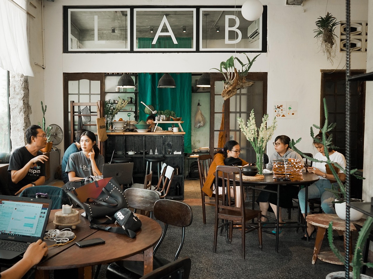 阿凡提香蕉：螃蟹云购app详情下载教程